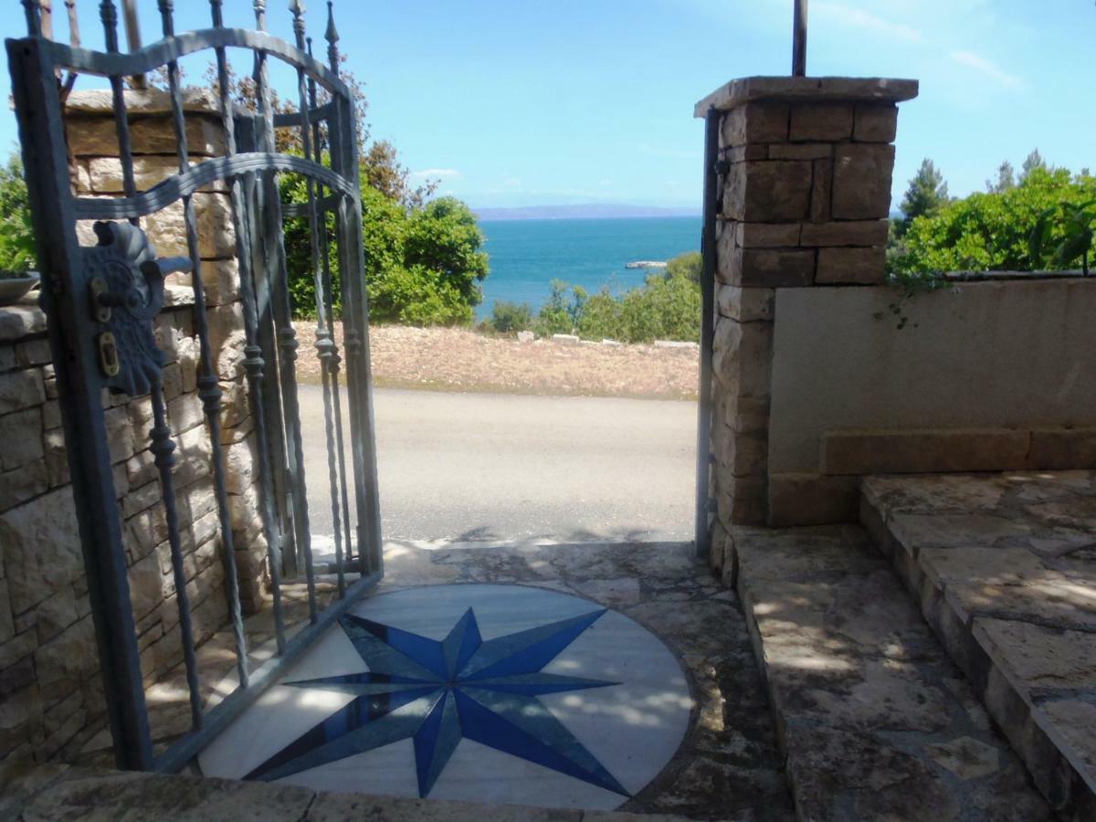 Villa Stiniva-Stone House à Vela Luka Extérieur photo