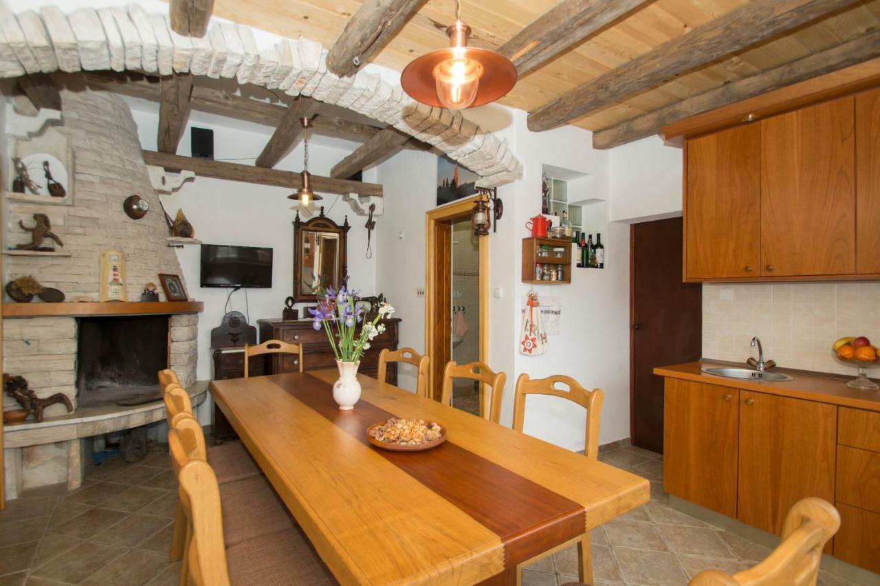 Villa Stiniva-Stone House à Vela Luka Extérieur photo